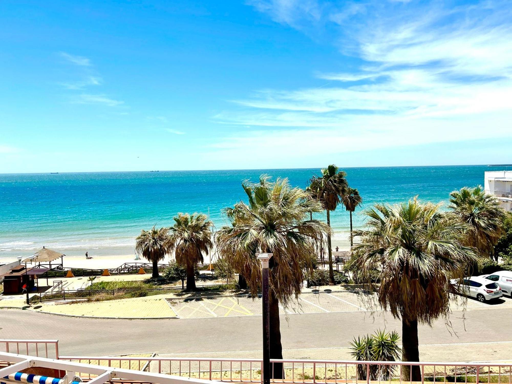 Gatu Villa Mar "Preferente Para Mayores De 25 Anos Y Familias " El Puerto de Santa Maria Luaran gambar
